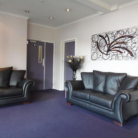 Amethyst Court Motor Lodge Porirua Exterior photo